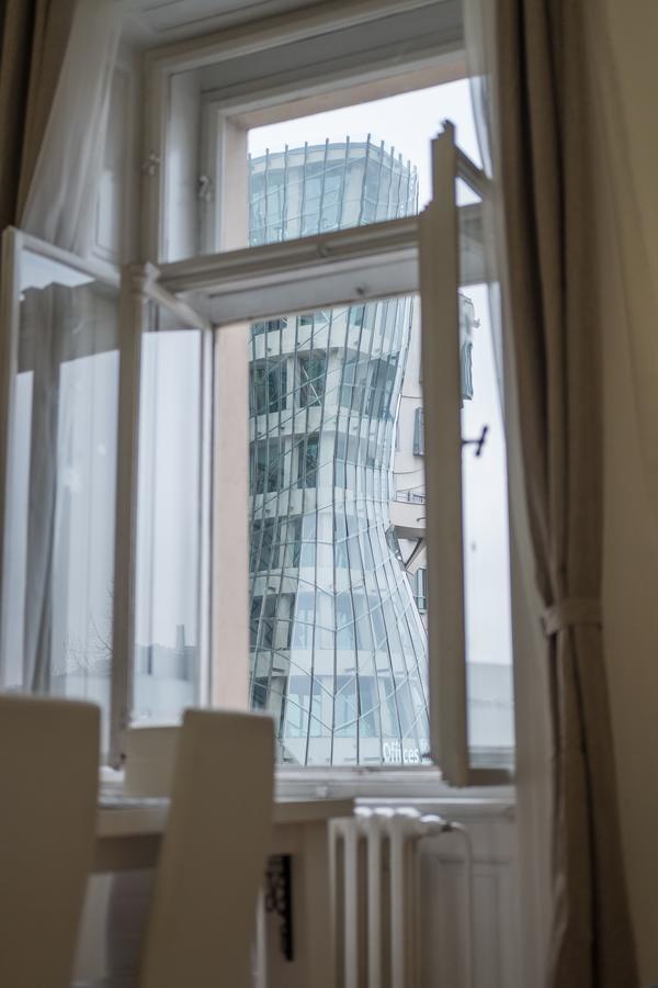 Apartments Resslova By The Dancing House Praga Exterior foto